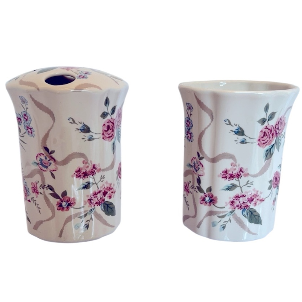 Vintage Ceramic Toothbrush Holder and Cup in Shades of Pinks/Blue/Greens and Tan